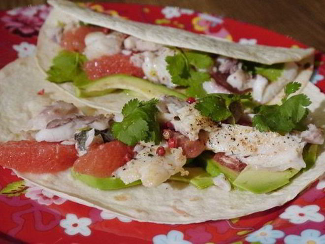 Рецепт такоса с рыбой и грейпфрутовым соусом