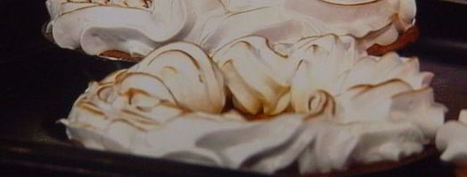 абрикосовые тарталетки с меренгой. Шаг 7