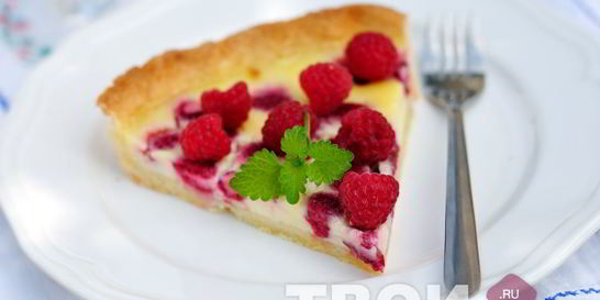 Кремовый тарт с малиной