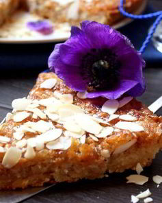 Миндально-медовый тарт