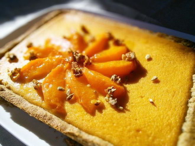 Рецепт орехового тарта с персиковым курдом