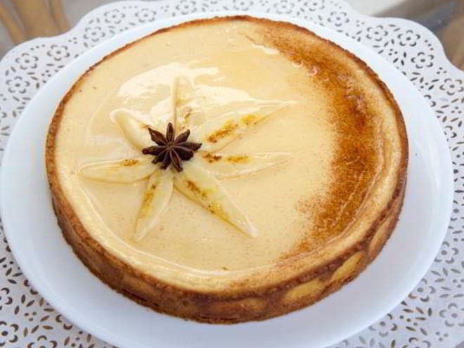 Рецепт тарта с карамелизированными бананами и йогуртовым кремом