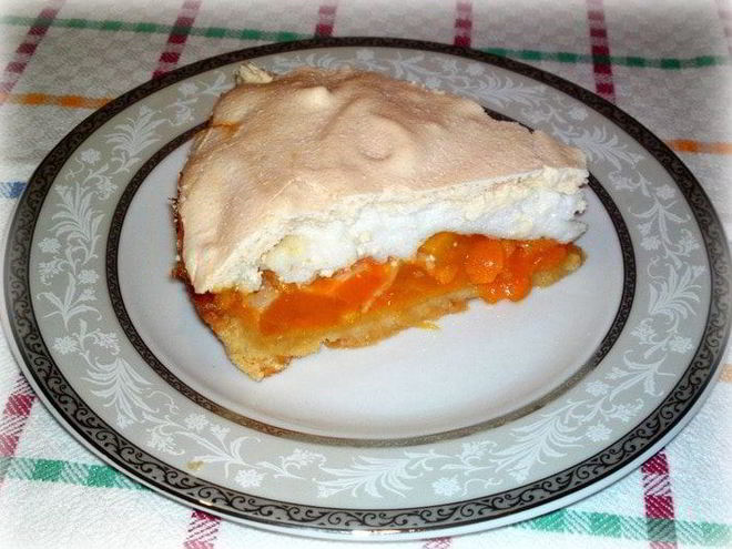 Рецепт тарта с манго и меренгой