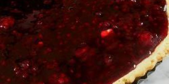 Тарт с ягодами и лимонным кремом