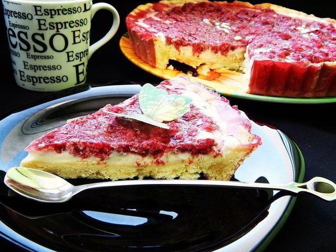 Рецепт тарта с заварным кремом и малиновым желе