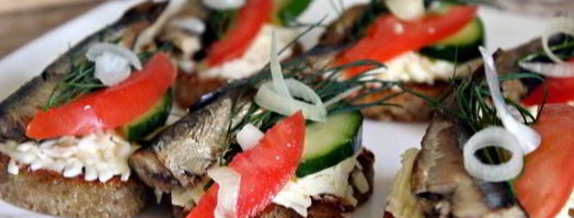 тартинки с плавленным сыром и шпротами. Шаг 9