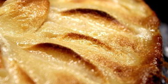 Яблочный тарт с карамельным кремом