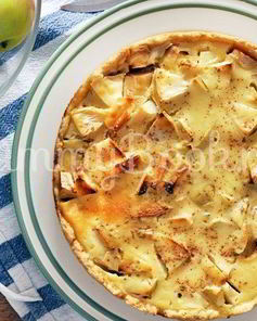 Яблочный тарт с ревенем