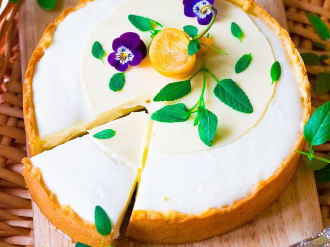 Рецепт яблочного тарта с воздушным кремом