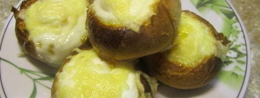 яичница в булочке. Шаг 4