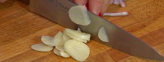 яйца, запеченные в корзиночках фило с грибами. Шаг 4