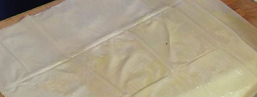 яйца, запеченные в корзиночках фило с грибами. Шаг 8