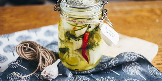 Закуска из маринованных кабачков