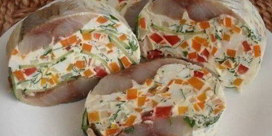 Закуска из сельди с красным перцем