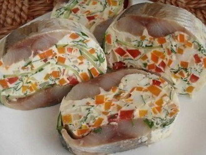 Рецепт закуски из сельди с красным перцем