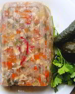 Заливной террин с курицей и овощами